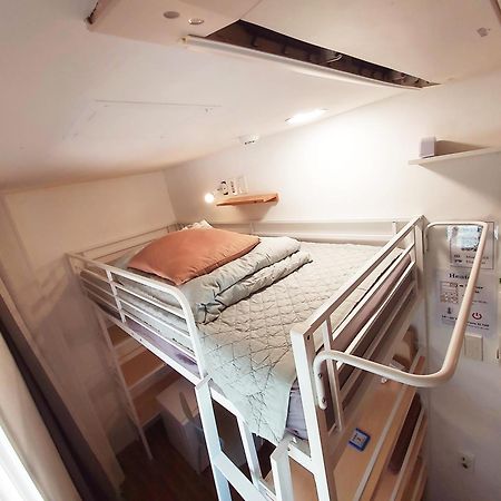 Blue Boat Hostel Myeongdong Seoul Exteriör bild